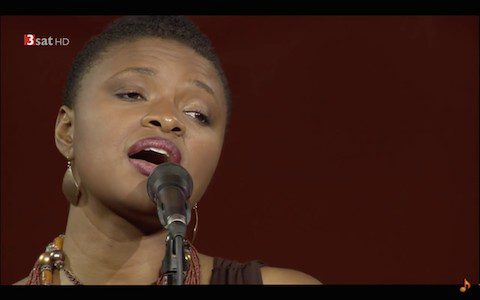 Lizz Wright